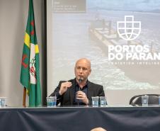 Empresa pública reuniu representantes do Estado, municípios e empresários dos mais diversos segmentos de comércio e serviços do Litoral nesta terça. A previsão é que cerca de 2 mil pessoas passem pela região durante cada uma das escalas da MSC em Paranaguá, injetando mais de R$ 1,5 milhão, por semana, na economia local.