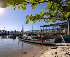 Na primeira etapa, foram dois atracadouros construídos na Ilha do Mel (Brasília e Encantadas), entregues no final de 2021; e outros cinco foram finalizados no início deste ano: dois na Ilha dos Valadares; um no Santuário do Rocio; e dois em Antonina – na Ponta da Pita e no Portinho.