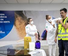 Campanha de vacinação atinge 400 doses aplicadas no Porto de Paranaguá