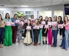 Ação marca encerramento da campanha Outubro Rosa na Portos do Paraná