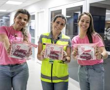 Ação marca encerramento da campanha Outubro Rosa na Portos do Paraná