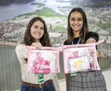 Ação marca encerramento da campanha Outubro Rosa na Portos do Paraná