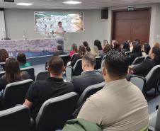 Portos do Paraná sedia formatura de mulheres operadoras de empilhadeira