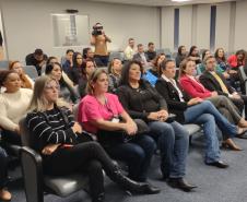 Portos do Paraná sedia formatura de mulheres operadoras de empilhadeira