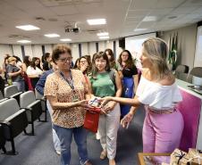 Colaboradoras da Portos do Paraná participam de evento sobre o sagrado da mulher