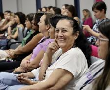 Colaboradoras da Portos do Paraná participam de evento sobre o sagrado da mulher