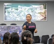 Aulão traz noção de defesa pessoal para mulheres da Portos do Paraná