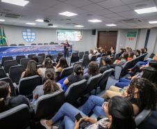 Aulão traz noção de defesa pessoal para mulheres da Portos do Paraná