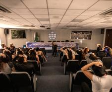 Aulão traz noção de defesa pessoal para mulheres da Portos do Paraná