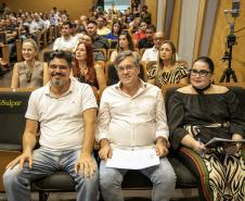 Portos do Paraná arrecada 300 quilos de alimentos em palestra na Isulpar