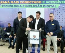 Governador libera R$ 1,5 milhão em sala de coworking no Porto de Paranaguá
