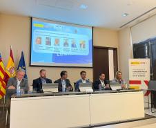 Portos do Paraná estreita ligação com dirigentes e investidores espanhóis