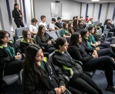 Mais de 1,2 mil visitantes conheceram o Porto de Paranaguá este ano 