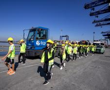 Mais de 1,2 mil visitantes conheceram o Porto de Paranaguá este ano 