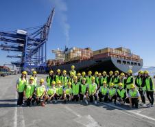 Mais de 1,2 mil visitantes conheceram o Porto de Paranaguá este ano 