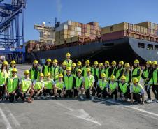 Mais de 1,2 mil visitantes conheceram o Porto de Paranaguá este ano 