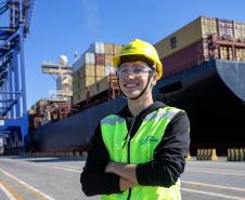 Mais de 1,2 mil visitantes conheceram o Porto de Paranaguá este ano 