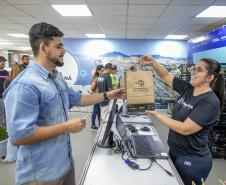 Atletas retiram os últimos kits da Corrida do Porto neste sábado 