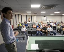 Representantes do CREA-PR fazem visita técnica ao Porto de Paranaguá