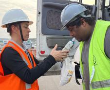 Portos do Paraná realiza blitz de alerta para novo teste do bafômetro