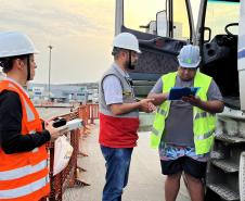 Portos do Paraná realiza blitz de alerta para novo teste do bafômetro