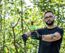 Mutirão de limpeza de manguezais da Portos do Paraná recolhe mais de 600 quilos de resíduos 
