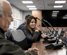 Estrutura da malha ferroviária do complexo portuário é apresentada a equipe técnica do Governo Federal