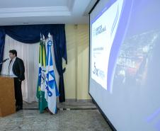Portos do Paraná é apresentada a grupo de empresários do Leste do Estado - Com palestra e visita técnica, cerca de 80 comerciantes, industriais e prestadores de serviço puderam ver de perto as potencialidades dos Portos de Paranaguá e Antonina