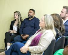 Portos do Paraná é apresentada a grupo de empresários do Leste do Estado - Com palestra e visita técnica, cerca de 80 comerciantes, industriais e prestadores de serviço puderam ver de perto as potencialidades dos Portos de Paranaguá e Antonina