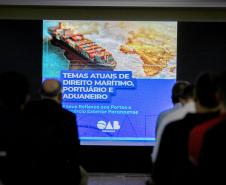 Concessão do Canal de Acesso é discutida pela Portos do Paraná e OAB Diretor Jurídico Marcus Freitas representou a empresa pública em Seminário sobre Direito Marítimo, Portuário e Aduaneiro e tema ganhou destaque pelo pioneirismo e interesse em outros portos de seguir o modelo paranaense
