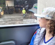 Alunos visitam o Porto de Antonina e aprendem sobre o meio ambiente no litoral do Estado