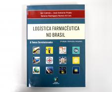 Advogada da Portos do Paraná assina capítulo em livro de referência nacional para logística farmacêutica 