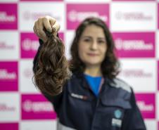 Portuários do Paraná doam cabelos para campanha Outubro Rosa
