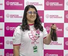 Portuários do Paraná doam cabelos para campanha Outubro Rosa
