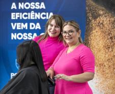 Portuários do Paraná doam cabelos para campanha Outubro Rosa