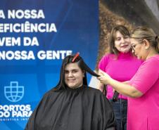 Portuários do Paraná doam cabelos para campanha Outubro Rosa