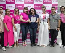 Portuários do Paraná doam cabelos para campanha Outubro Rosa