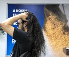 Portuários do Paraná doam cabelos para campanha Outubro Rosa