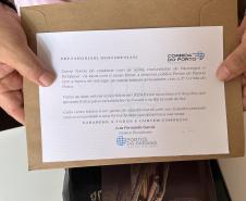 Cestas básicas arrecadadas na Corrida do Porto são distribuídas em Paranaguá