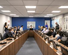 Associação de Terminais estreita relações com os portos paranaenses