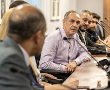Associação de Terminais estreita relações com os portos paranaenses