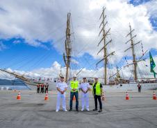 Veleiros da Marinha comemoram Dia do Marinheiro no Paraná