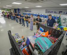 Natal Solidário da Portos do Paraná arrecada 1,2 mil brinquedos