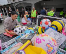 Natal Solidário da Portos do Paraná arrecada 1,2 mil brinquedos