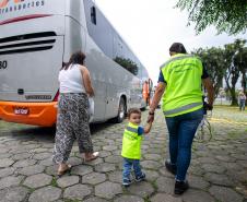 Familiares de portuários participam de visita guiada ao Porto de Paranaguá