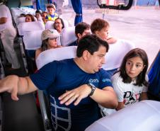 Familiares de portuários participam de visita guiada ao Porto de Paranaguá