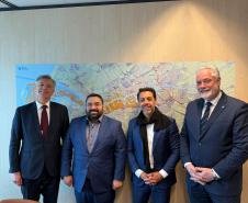 Presidente do Conselho Administrativo dos Portos Paranaenses visita maior porto europeu