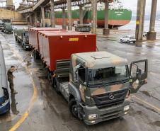 Porto de Paranaguá recebe estruturas gigantes do Exército