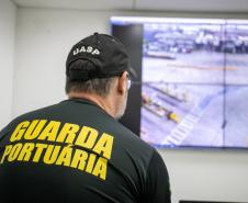 Guarda portuário é convidado para expor novamente no Carrousel du Louvre
