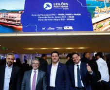 Leilões de áreas portuárias movimentam R$ 855 milhões em outorgas e garantem R$ 2,2 bilhões em investimentos no Paraná